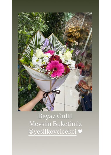 BEYAZ GÜLLÜ MEVSİM BUKETİ